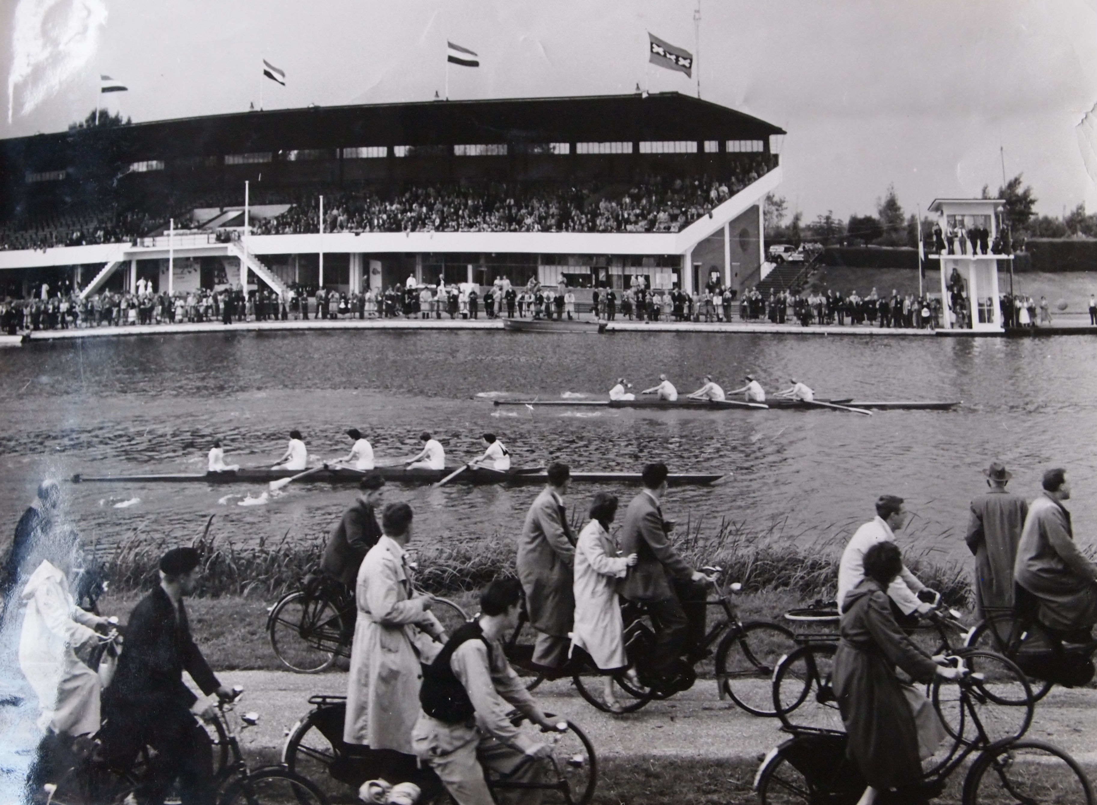 GB 4+ come second in their heat in 1954