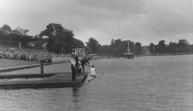 1962 Penny comes in to presentation raft