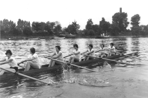 1962 July practice start at Chiswick UU VIII
