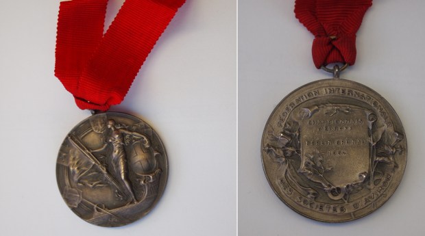 Penny Chuter's 1962 medal