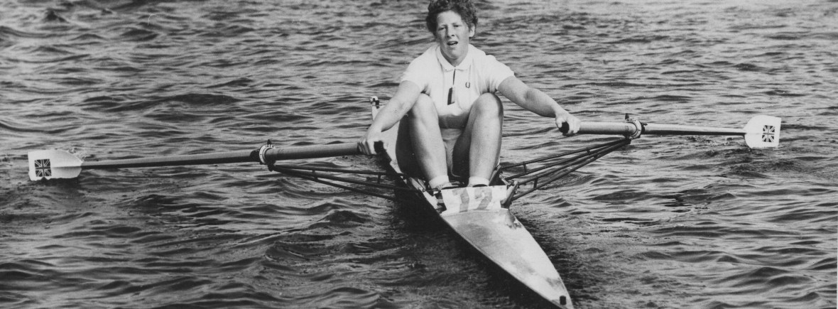 woman sculling
