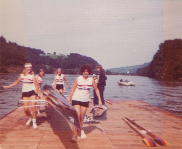 1974-4+ after petite finale