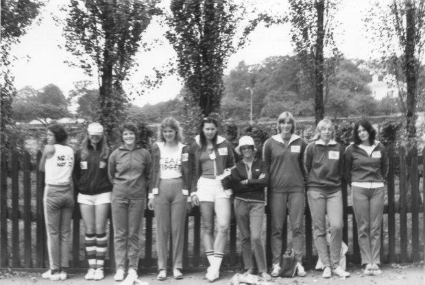 1975 - waiting for the bus at university campus