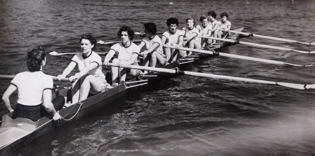 1953 Stuart Ladies RC eight