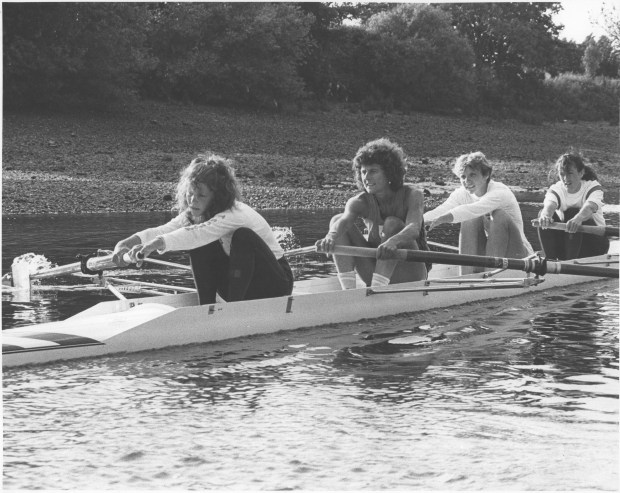 Women's coxless four