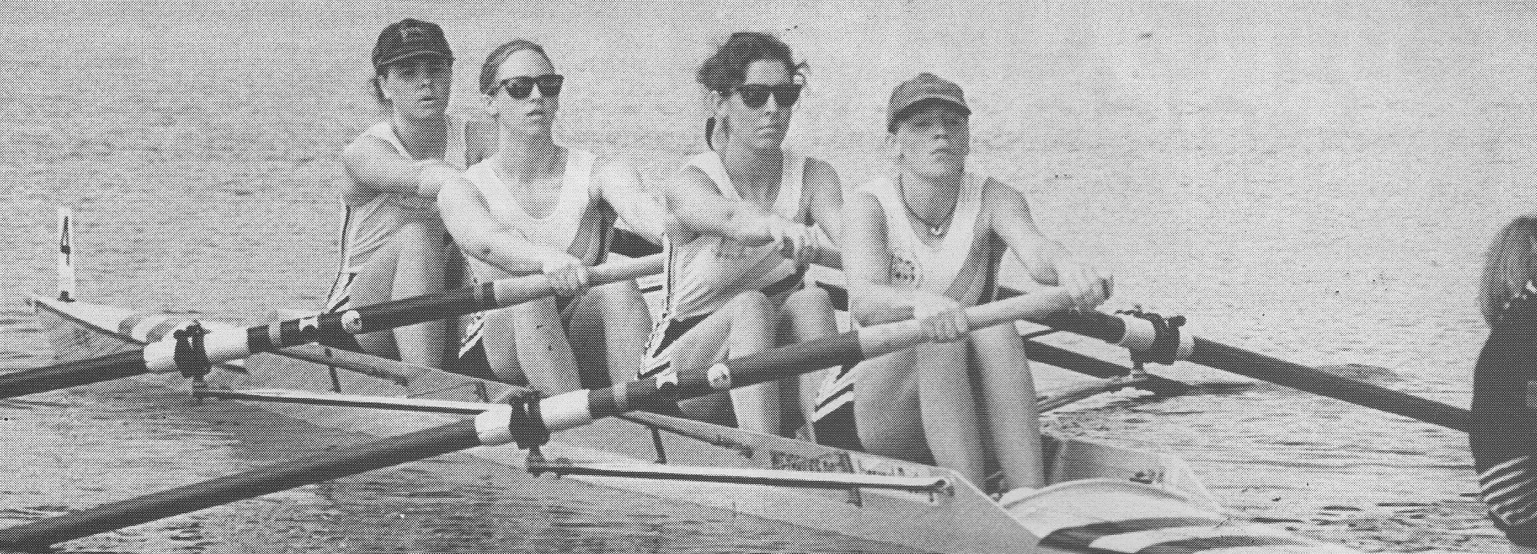 Women's four on start