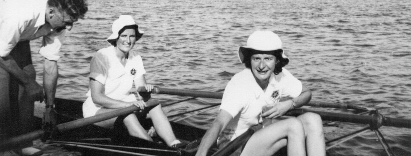 two women in double scull