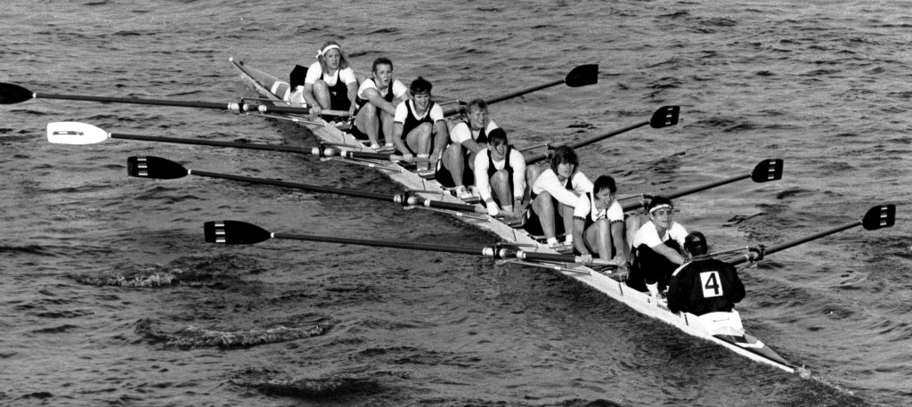 b/w photo of women's eight